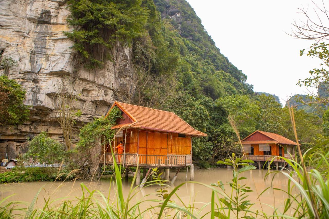 Lotus Field Homestay Ниньбинь Экстерьер фото
