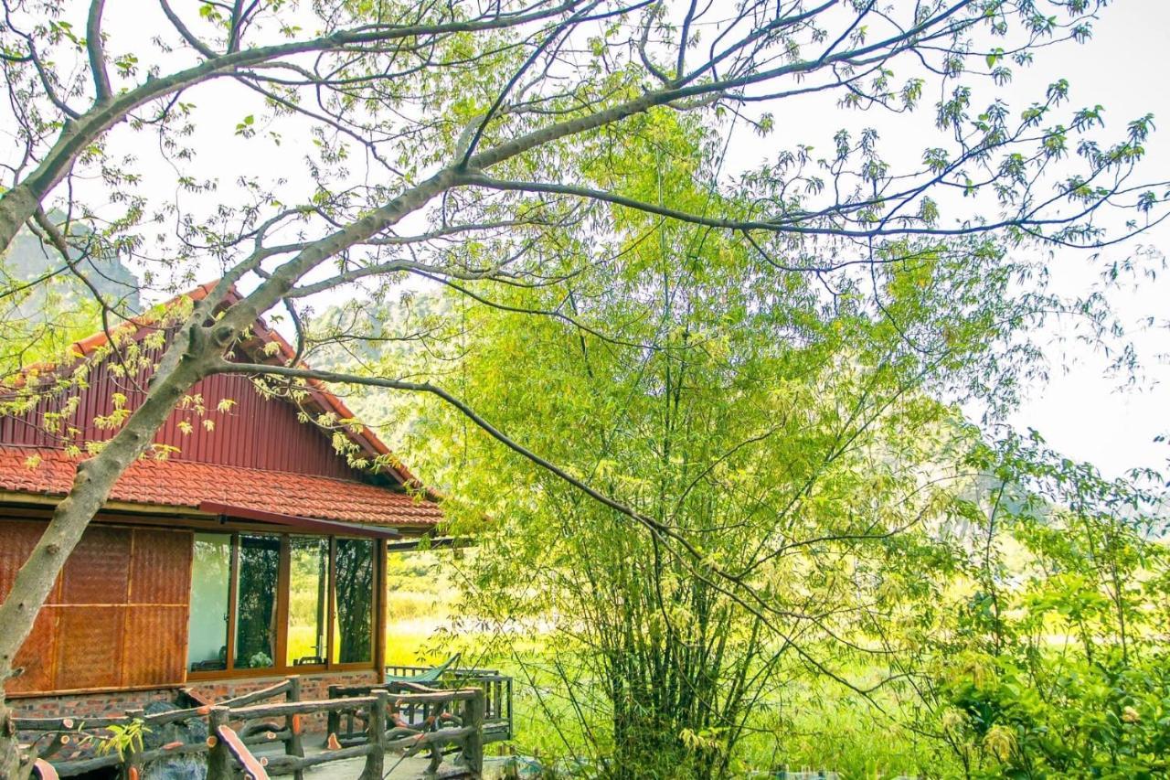 Lotus Field Homestay Ниньбинь Экстерьер фото