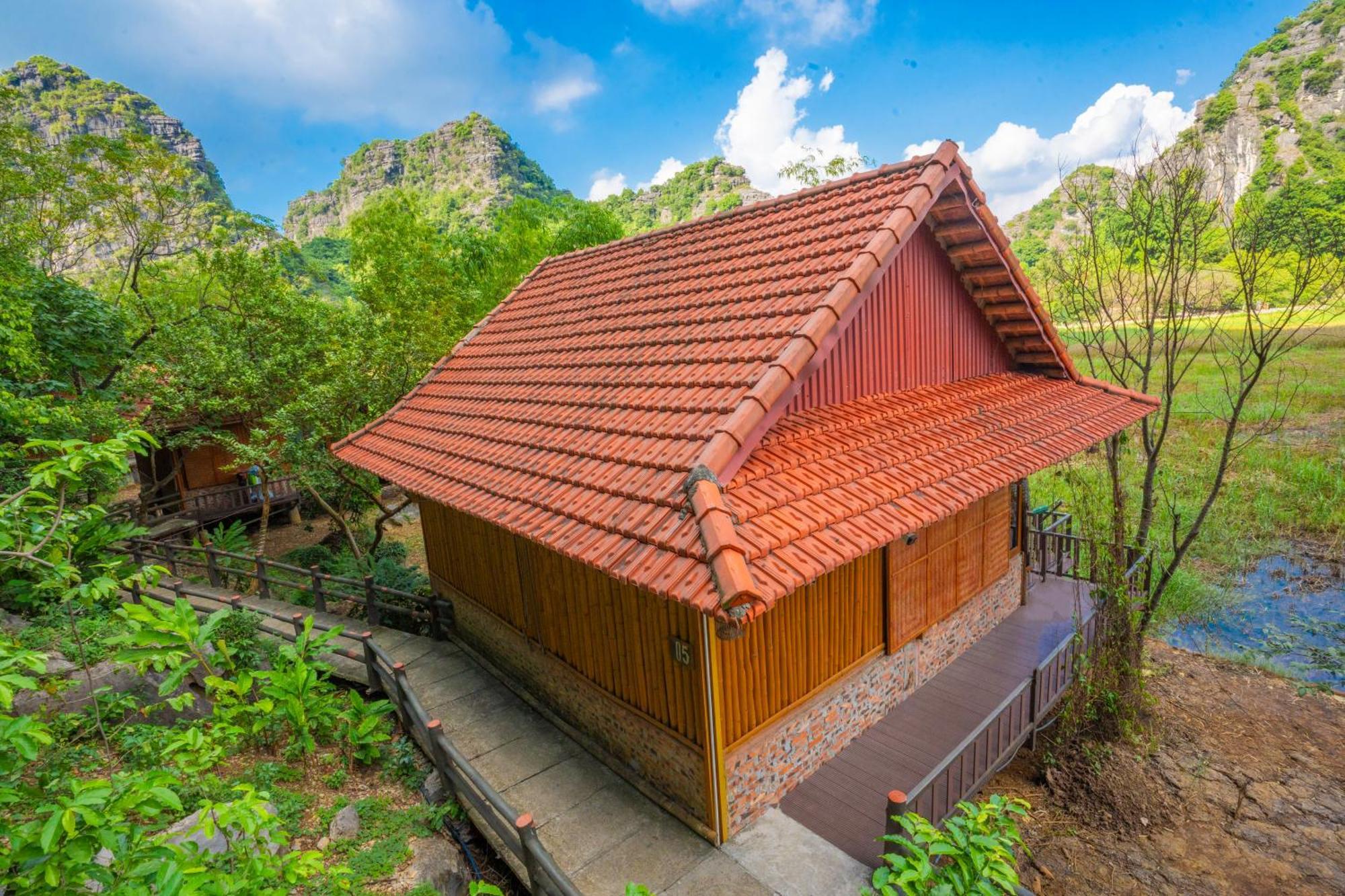 Lotus Field Homestay Ниньбинь Экстерьер фото