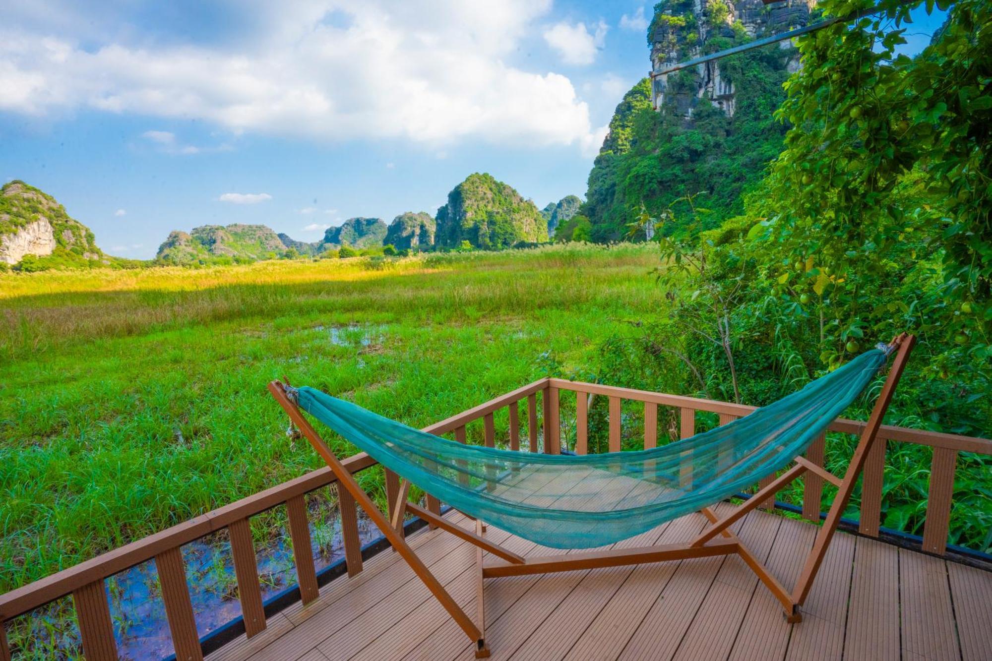 Lotus Field Homestay Ниньбинь Экстерьер фото