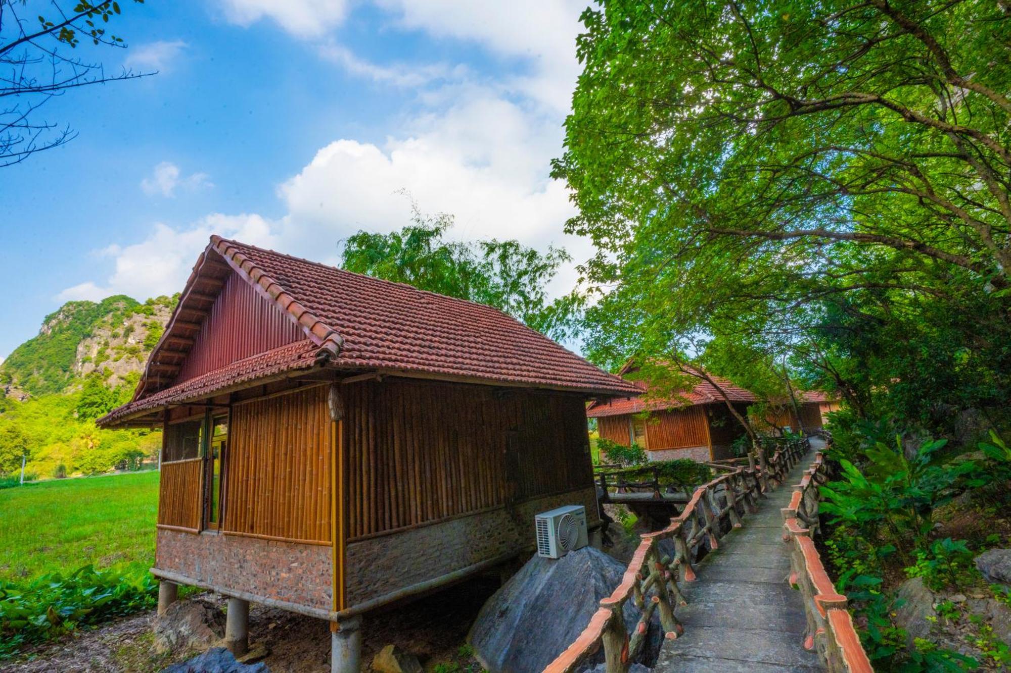 Lotus Field Homestay Ниньбинь Экстерьер фото